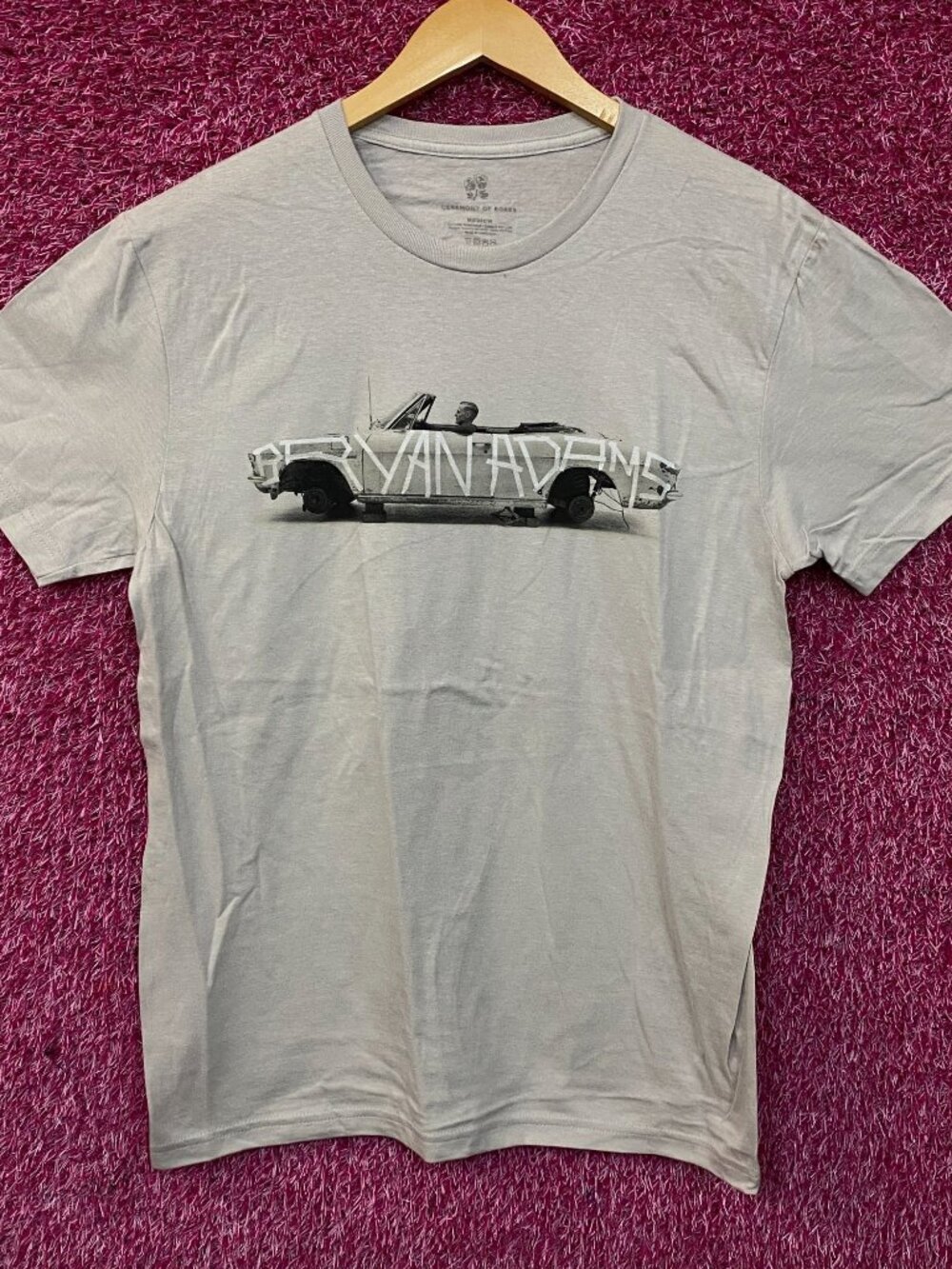 Bryan Adams So Happy It Hurts Tour Rock T-Shirt Medium